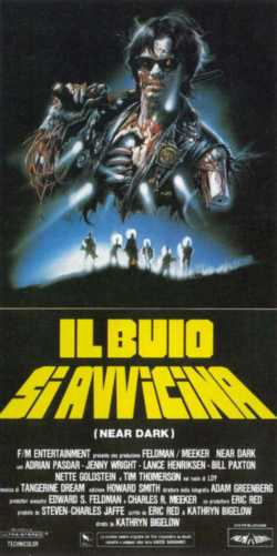 locandina Il buio si avvicina